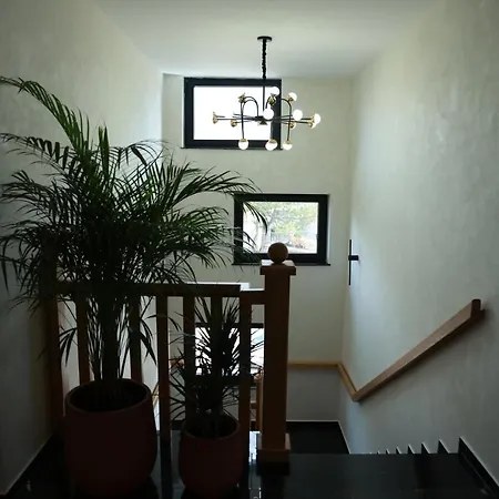 Baz'hur Boutique Kukes