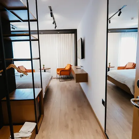 Baz'hur Boutique Hotel Kukes