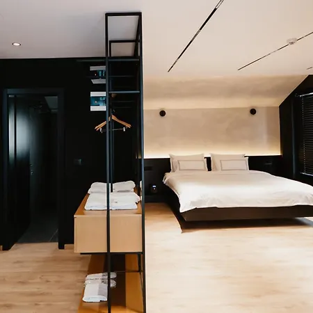 Baz'hur Boutique Hotel