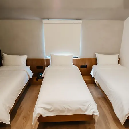 מלון Baz'hur Boutique Kukes