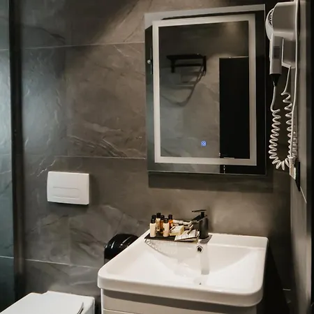 Baz'hur Boutique Hotel 3*