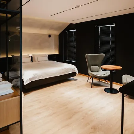 Baz'hur Boutique Hotel Kukes