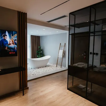 Baz'hur Boutique Kukes