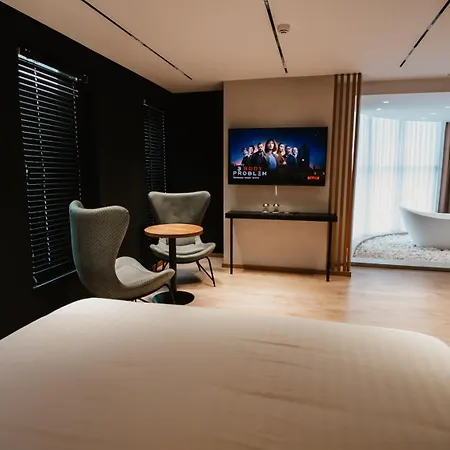 Hotel Baz'hur Boutique