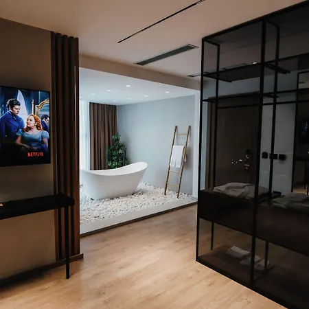 Baz'hur Boutique Hotel 3*