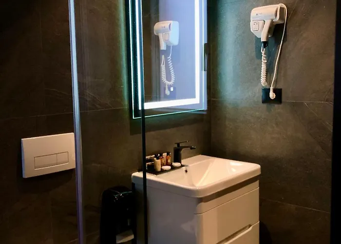 Hotel Baz'hur Boutique 3*