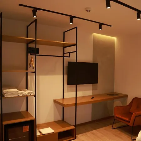 מלון Baz'hur Boutique Kukes