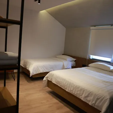 Baz'hur Boutique Hotel