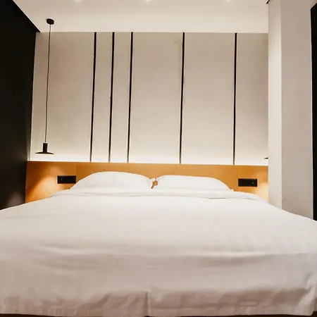 מלון Baz'hur Boutique Kukes