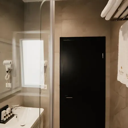 Baz'hur Boutique מלון