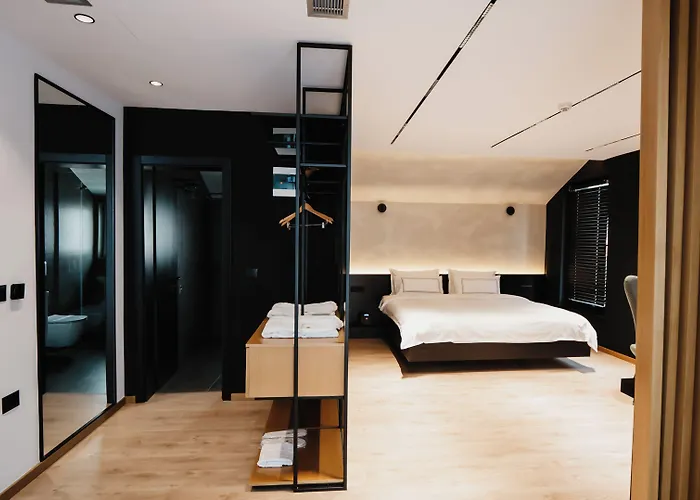 Hotel Baz'hur Boutique 3*